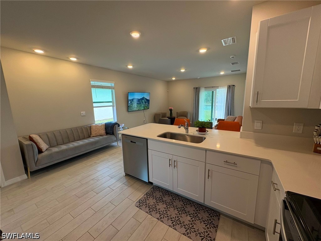 3 Bed SingleFamilyResidence for Sale in Asher Park, photo 16