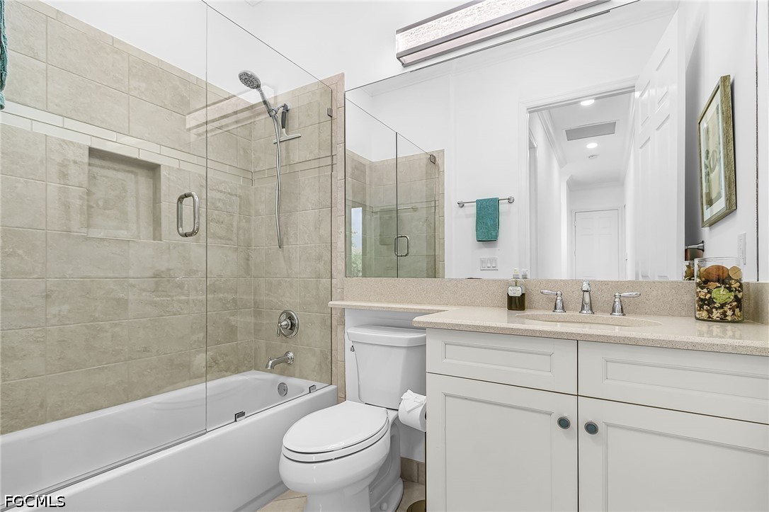 2 Bed SingleFamilyResidence for Sale in Naples, photo 16