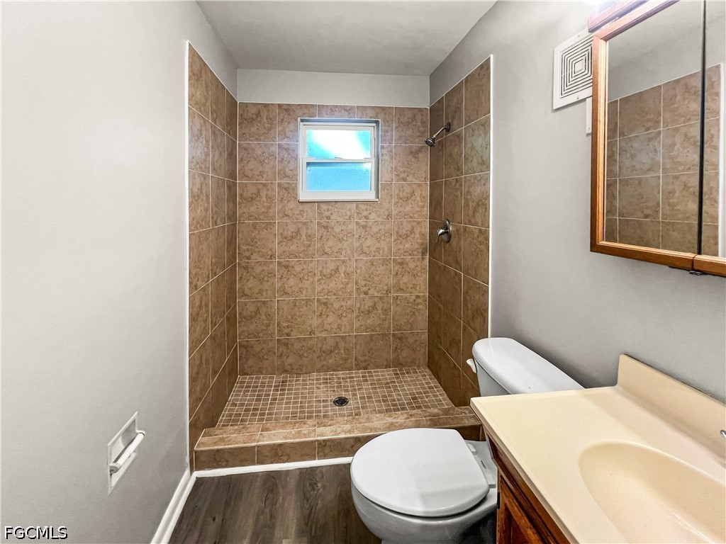 2 Bed Waterfront Home for Sale in Cape Coral, photo 16