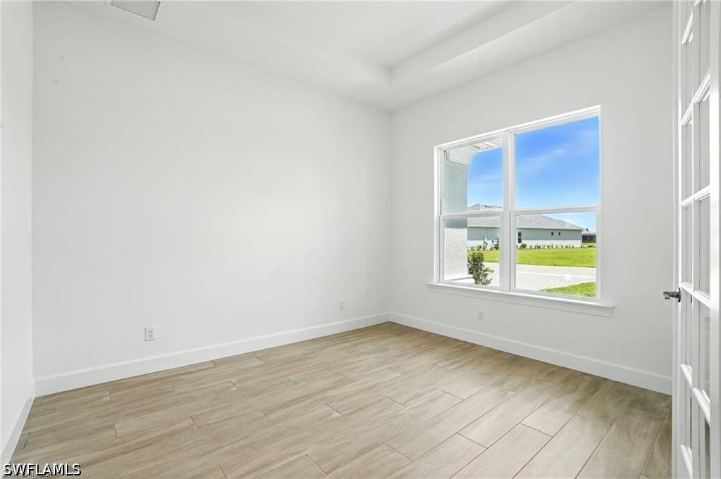 4 Bed SingleFamilyResidence for Sale in Fort Myers, photo 16