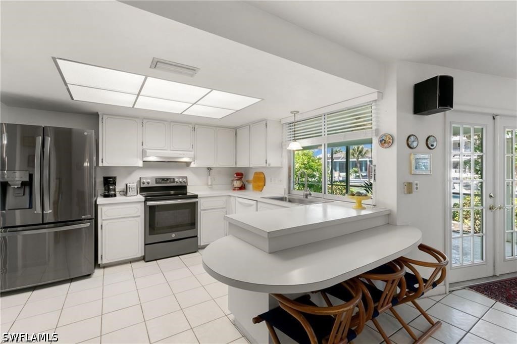 2 Bed Waterfront Home for Sale in Marco Beach, photo 16