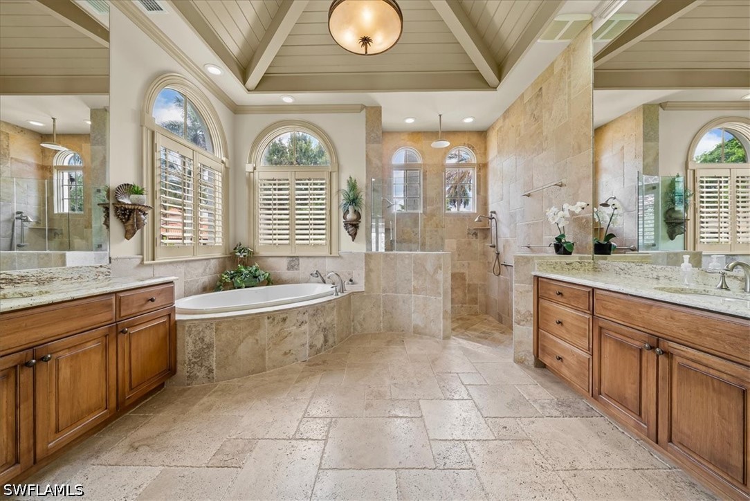 5 Bed Pool Home for Sale in Moorings, photo 16