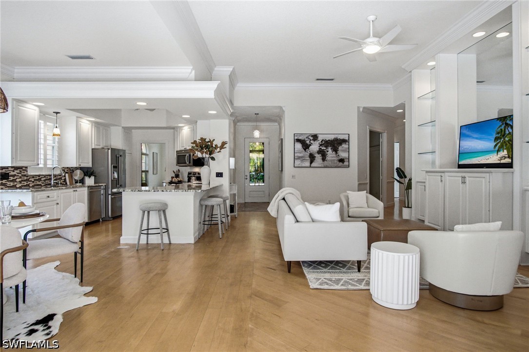 3 Bed Pool Home for Sale in Island Walk, photo 16