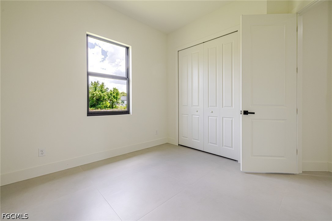 3 Bed SingleFamilyResidence for Sale in Lehigh Acres, photo 16