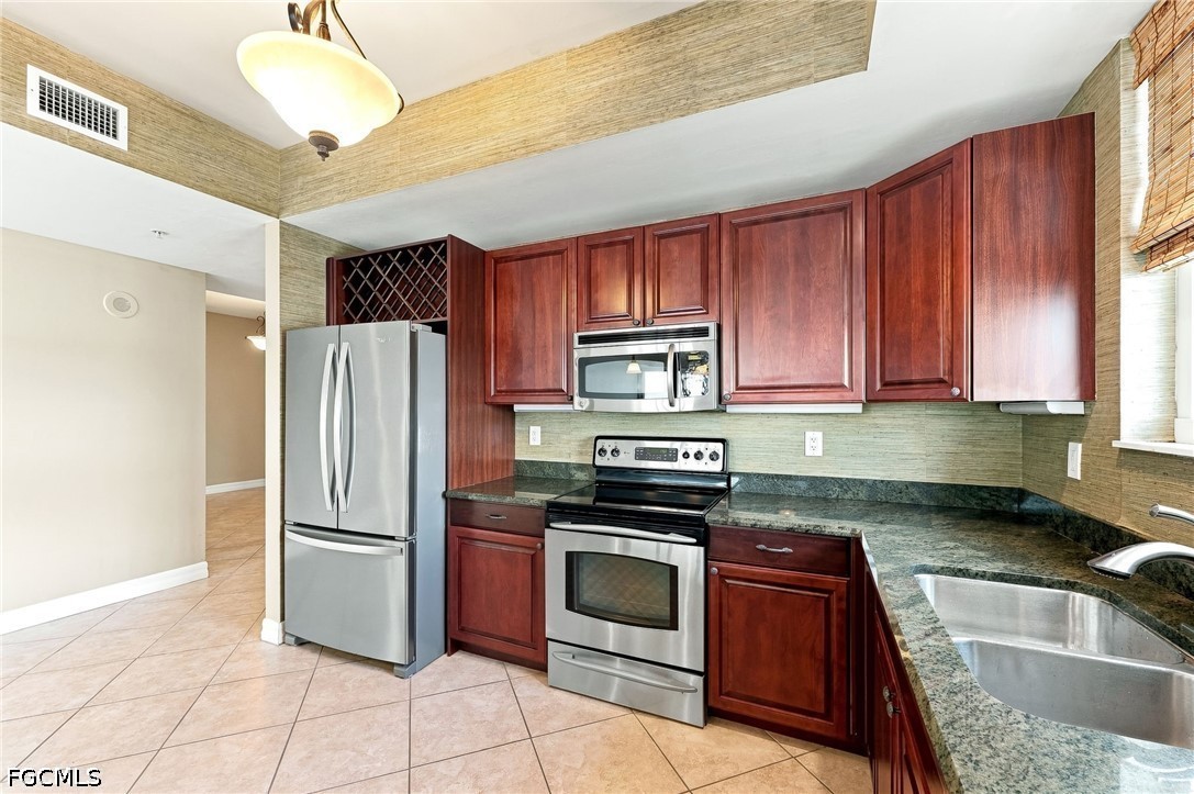 3 Bed Waterfront Home for Sale in Beau Rivage, photo 16
