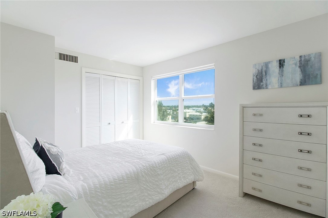 2 Bed Waterfront Home for Sale in Naples, photo 16
