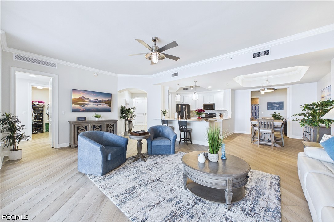 3 Bed Pool Home for Sale in High Point Place, photo 16