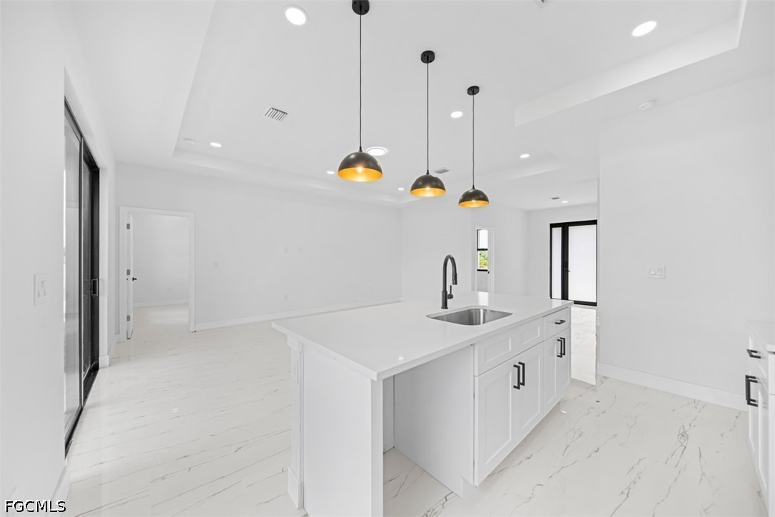 3 Bed SingleFamilyResidence for Sale in Lehigh Acres, photo 16