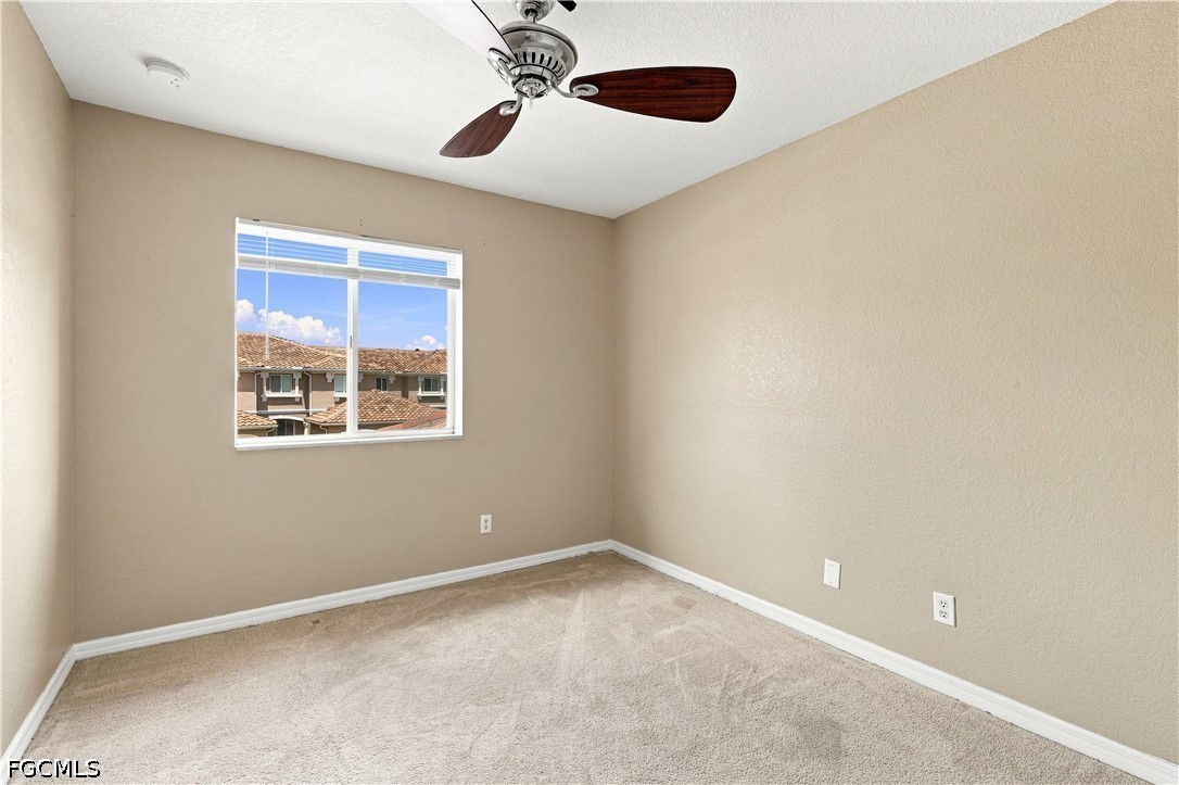 3 Bed SingleFamilyResidence for Sale in Fort Myers, photo 16