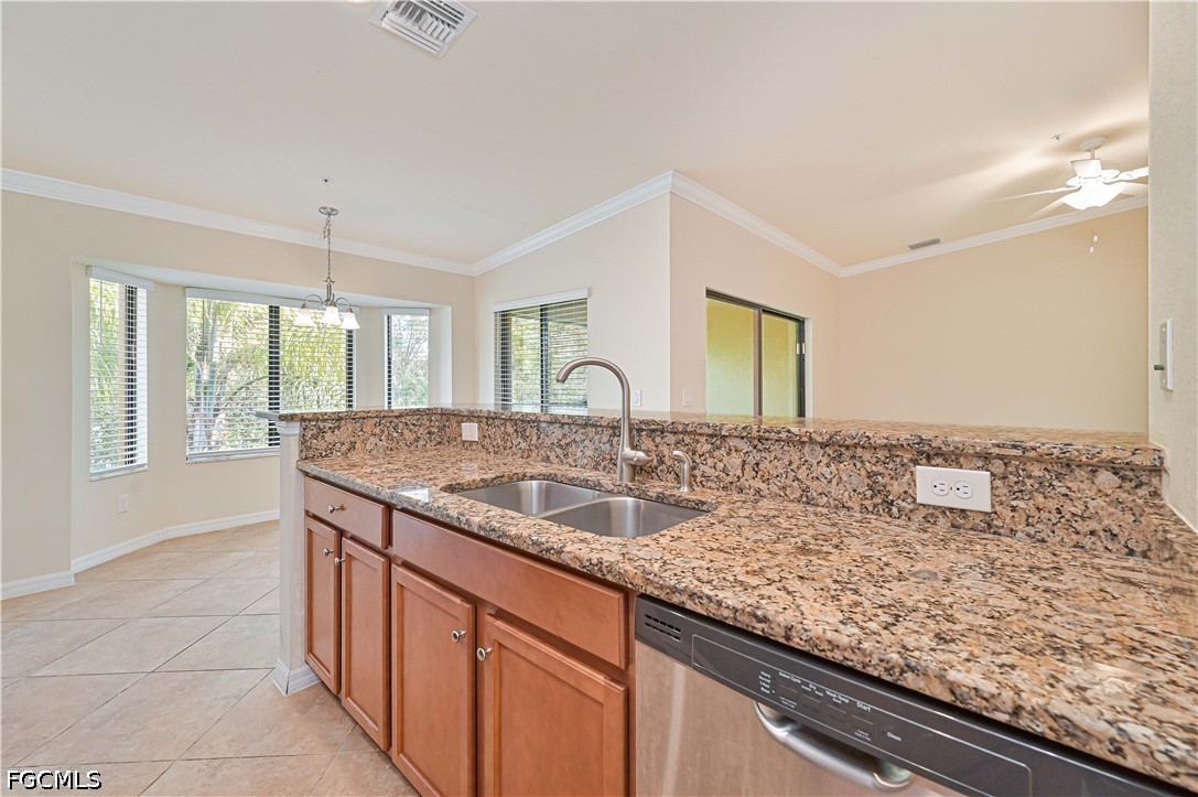 2 Bed Condominium for Sale in Palmetto Cove, photo 16