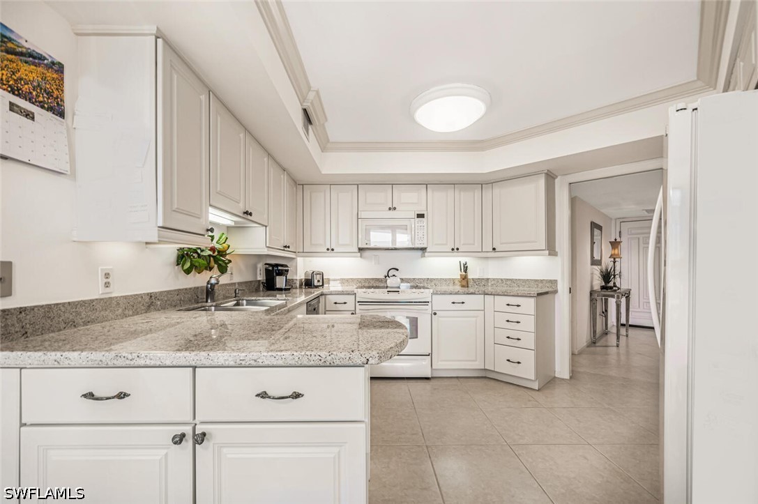 2 Bed Waterfront Home for Sale in Naples, photo 16