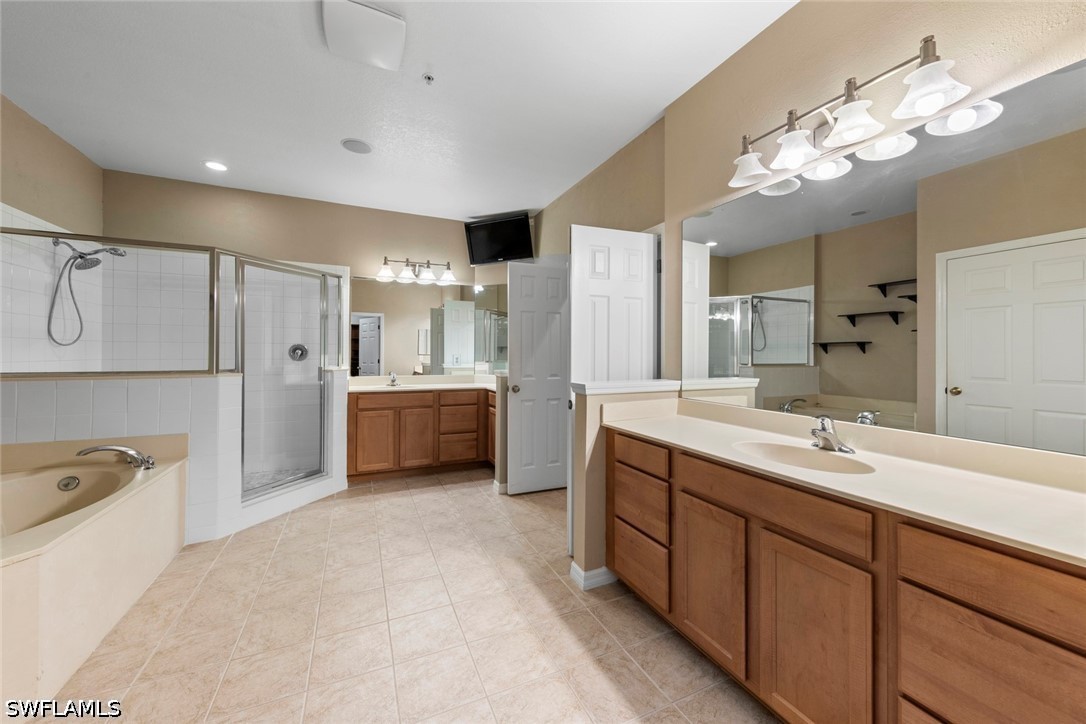 4 Bed Waterfront Home for Sale in Terra Vista, photo 16