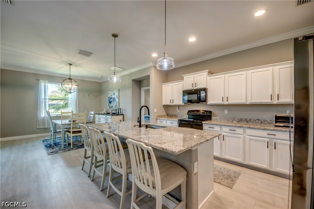4 Bed Waterfront Home for Sale in Moody River Estates, photo 16