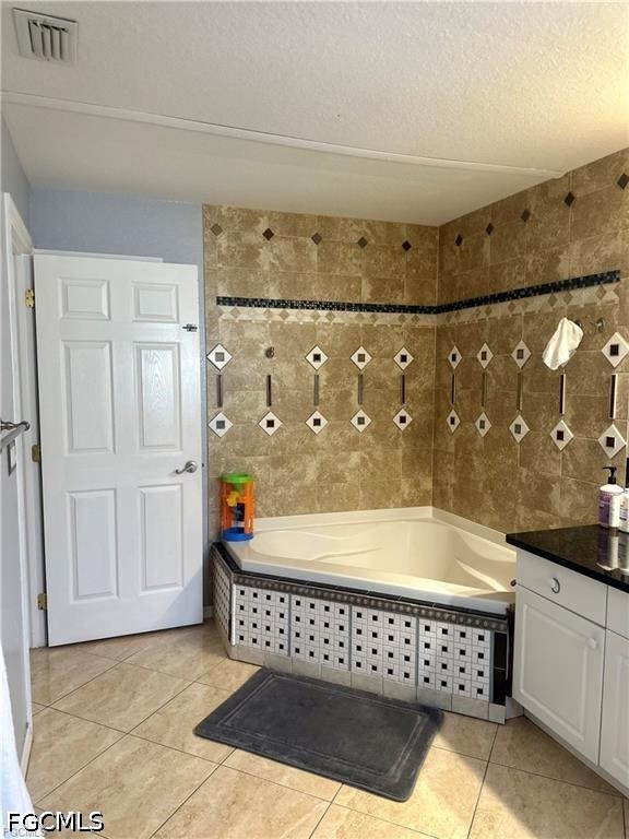 3 Bed Waterfront Home for Sale in Cape Coral, photo 16