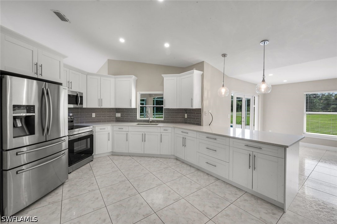 3 Bed Pool Home for Sale in Golden Gate Estates, photo 16