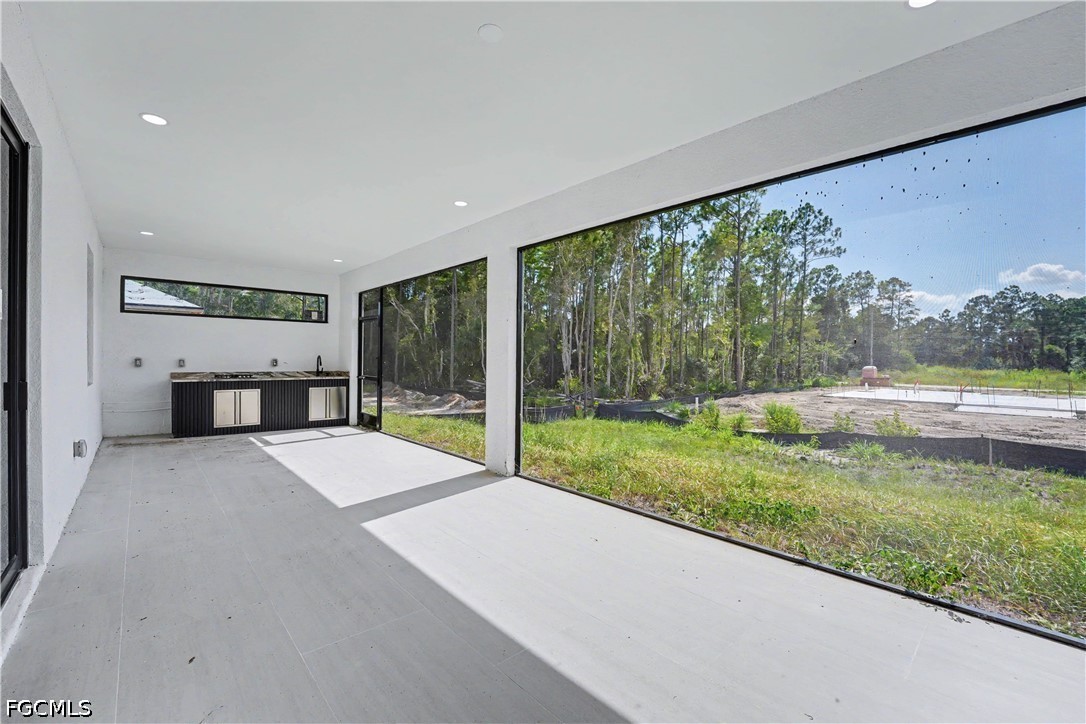3 Bed SingleFamilyResidence for Sale in 951 Plaza, photo 16