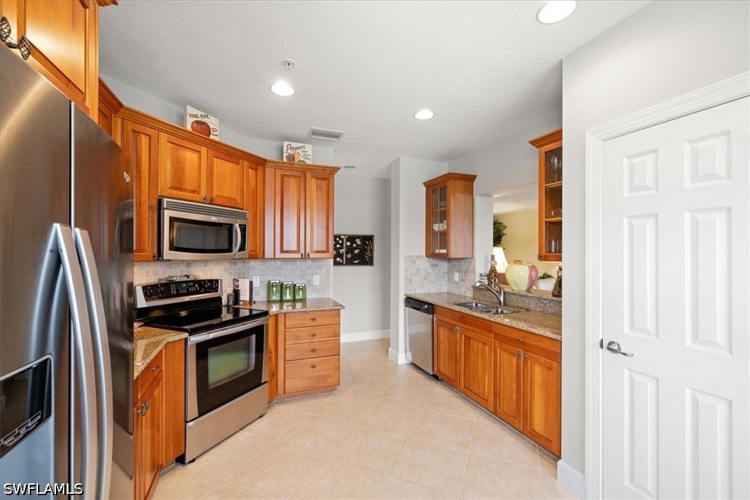 3 Bed Waterfront Home for Sale in Players Cove, photo 16