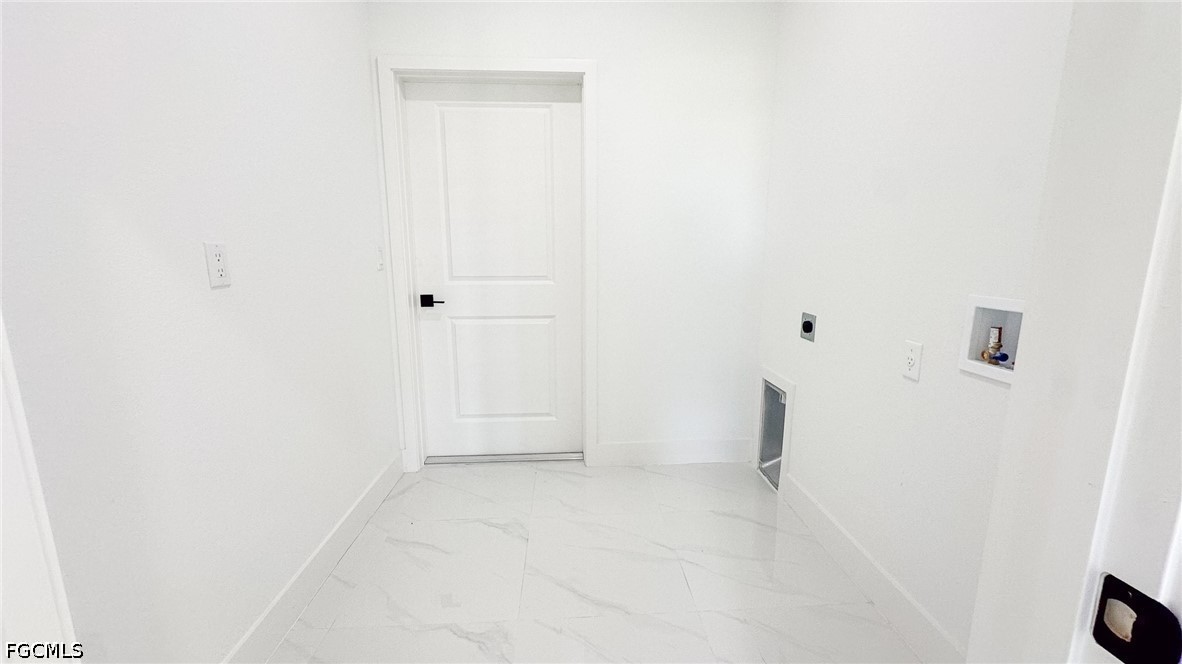 3 Bed SingleFamilyResidence for Sale in Lehigh Acres, photo 16