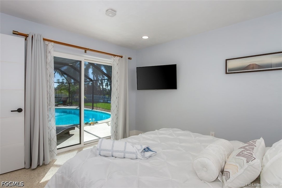 2 Bed Pool Home for Sale in Cape Coral, photo 16