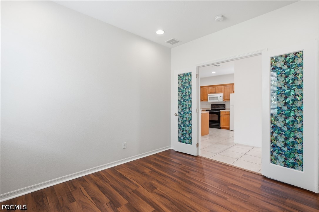 3 Bed Waterfront Home for Sale in Fort Myers, photo 16