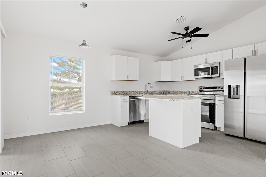 3 Bed Waterfront Home for Sale in Cape Coral, photo 16