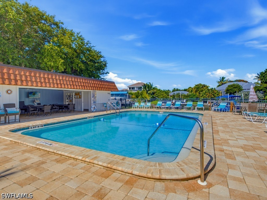 2 Bed Waterfront Home for Sale in Marco Island, photo 16