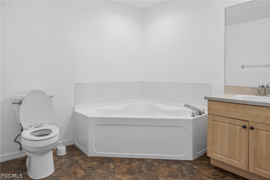 3 Bed SingleFamilyResidence for Sale in Bonita Springs, photo 16