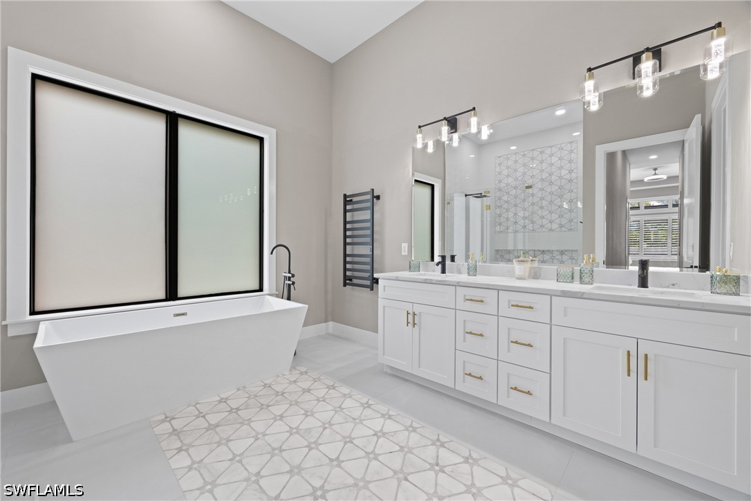 5 Bed Pool Home for Sale in Naples Park, photo 16