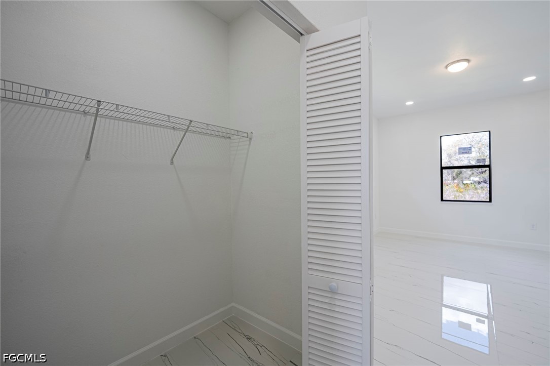 3 Bed SingleFamilyResidence for Sale in Lehigh Acres, photo 16