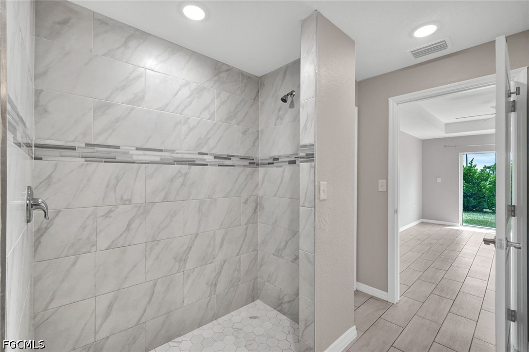 4 Bed SingleFamilyResidence for Sale in Cape Coral, photo 16