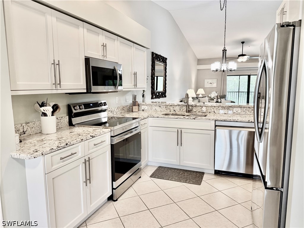 2 Bed Condominium for Sale in Naples, photo 16
