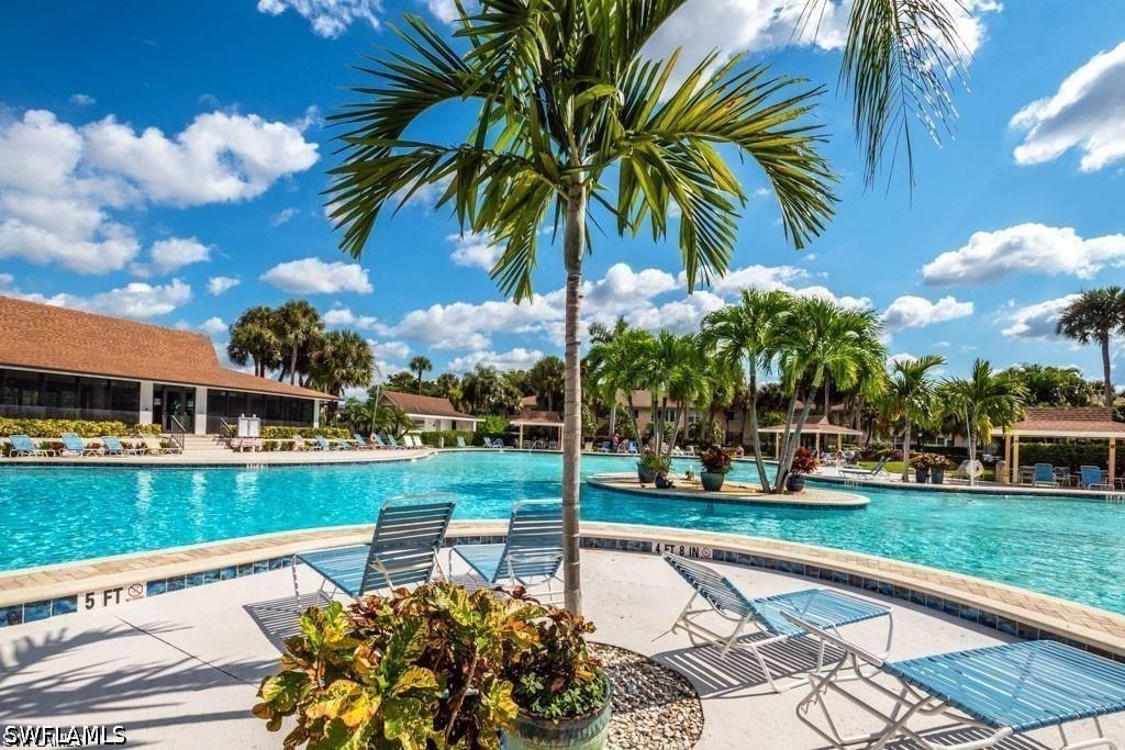 2 Bed Condominium for Sale in Winterpark, photo 16