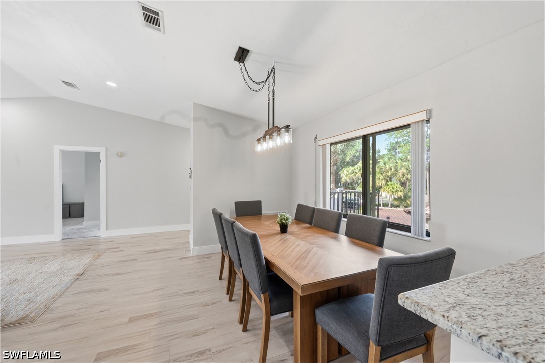 2 Bed Condominium for Sale in Coach House, photo 16