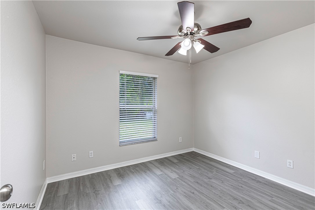 3 Bed SingleFamilyResidence for Sale in Greenbriar, photo 16