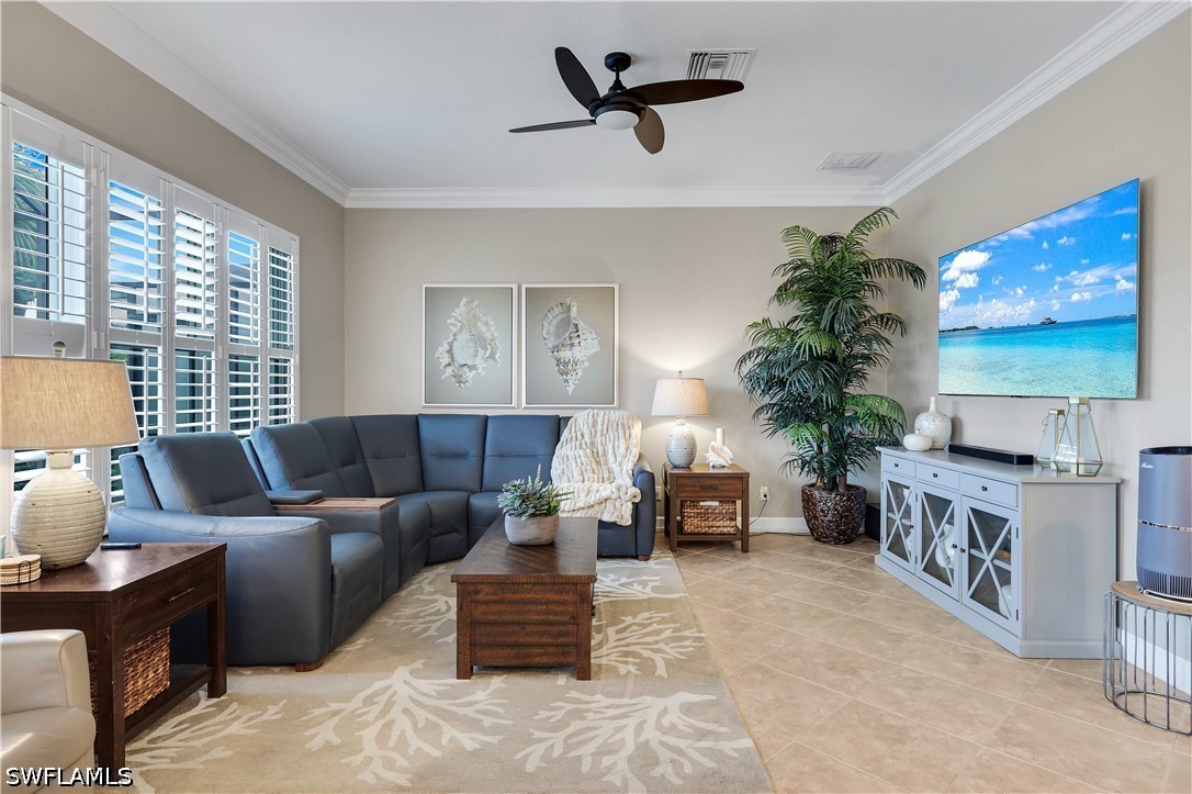 3 Bed Pool Home for Sale in Madison Park, photo 16