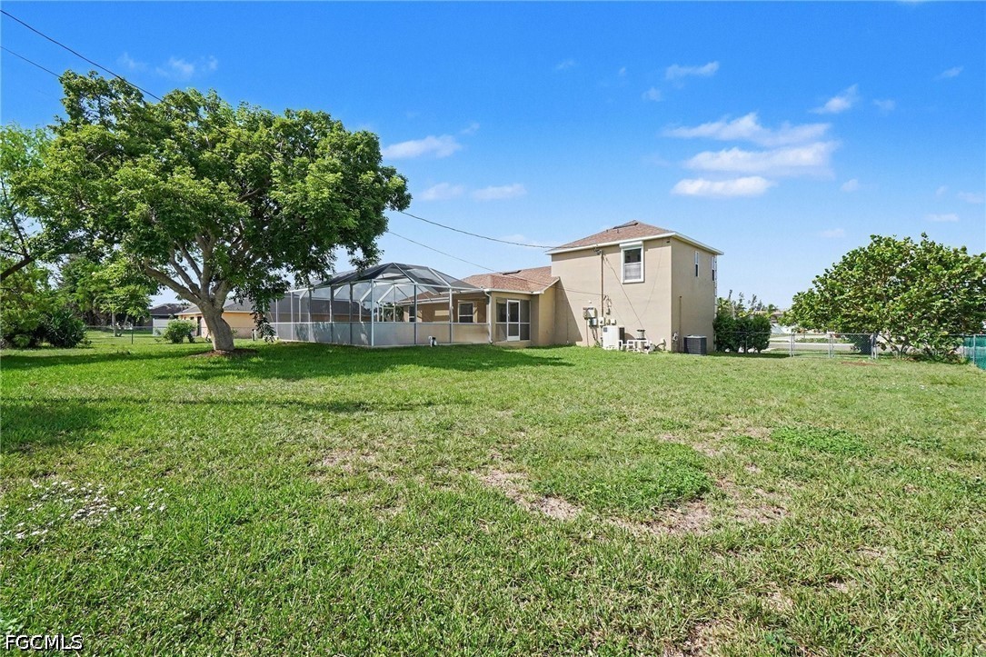 3 Bed Pool Home for Sale in Cape Coral, photo 16