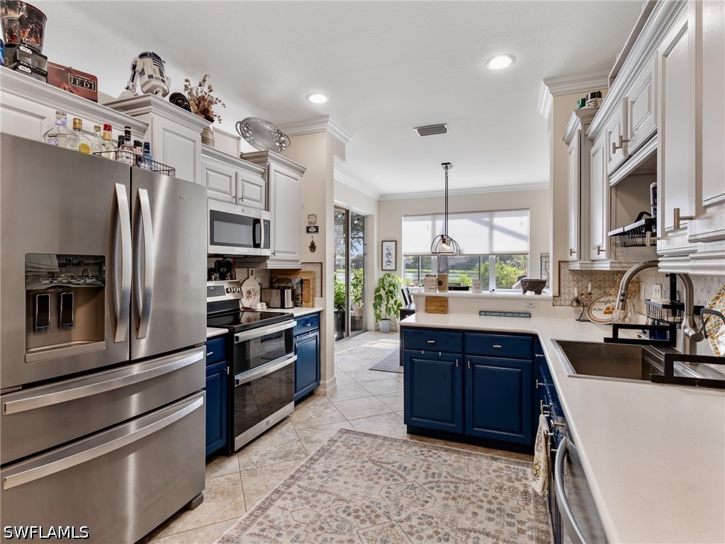 3 Bed Waterfront Home for Sale in Bella Terra, photo 16