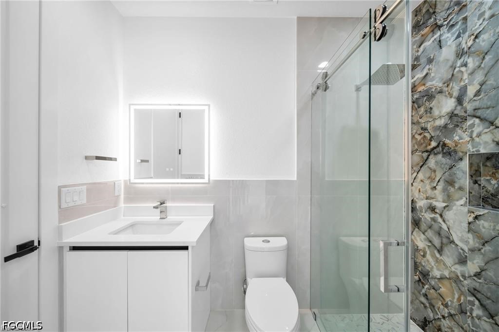 4 Bed SingleFamilyResidence for Sale in Cape Coral, photo 16