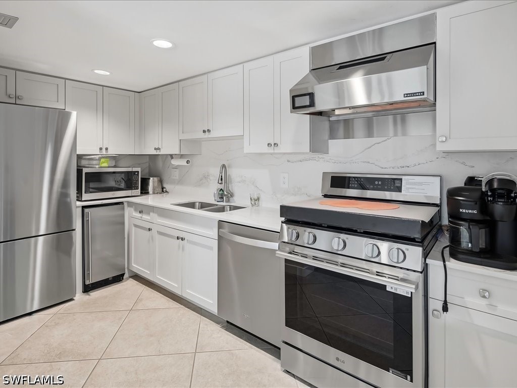 2 Bed Waterfront Home for Sale in Bay Harbor Club Condo, photo 16