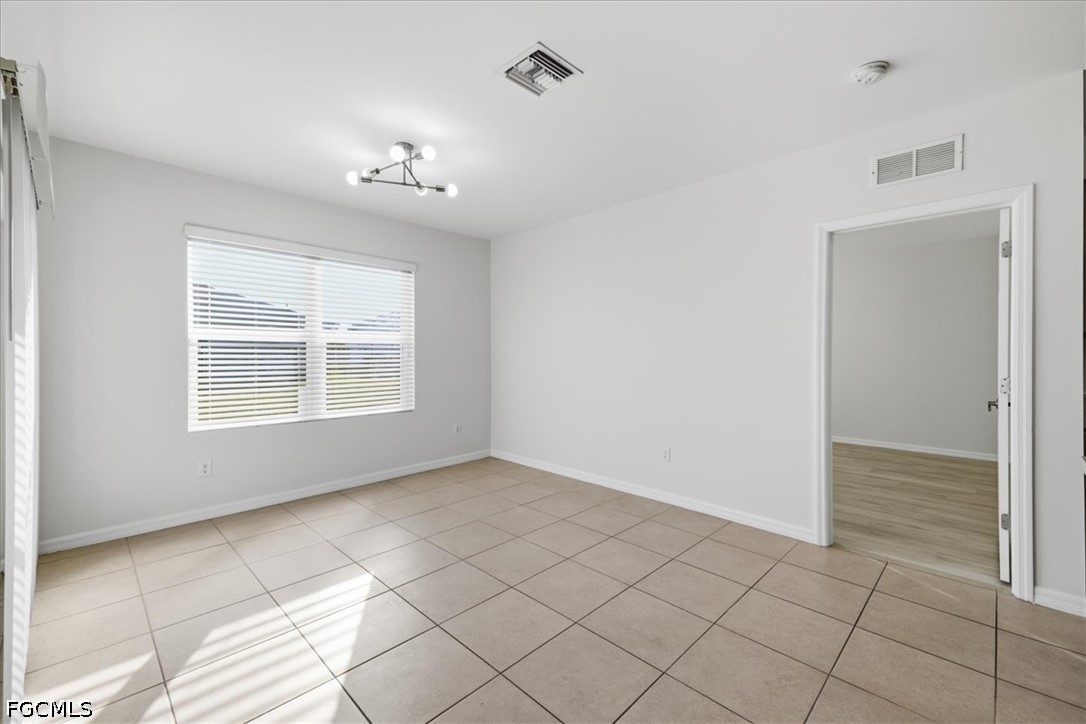 3 Bed SingleFamilyResidence for Sale in Cape Coral, photo 16