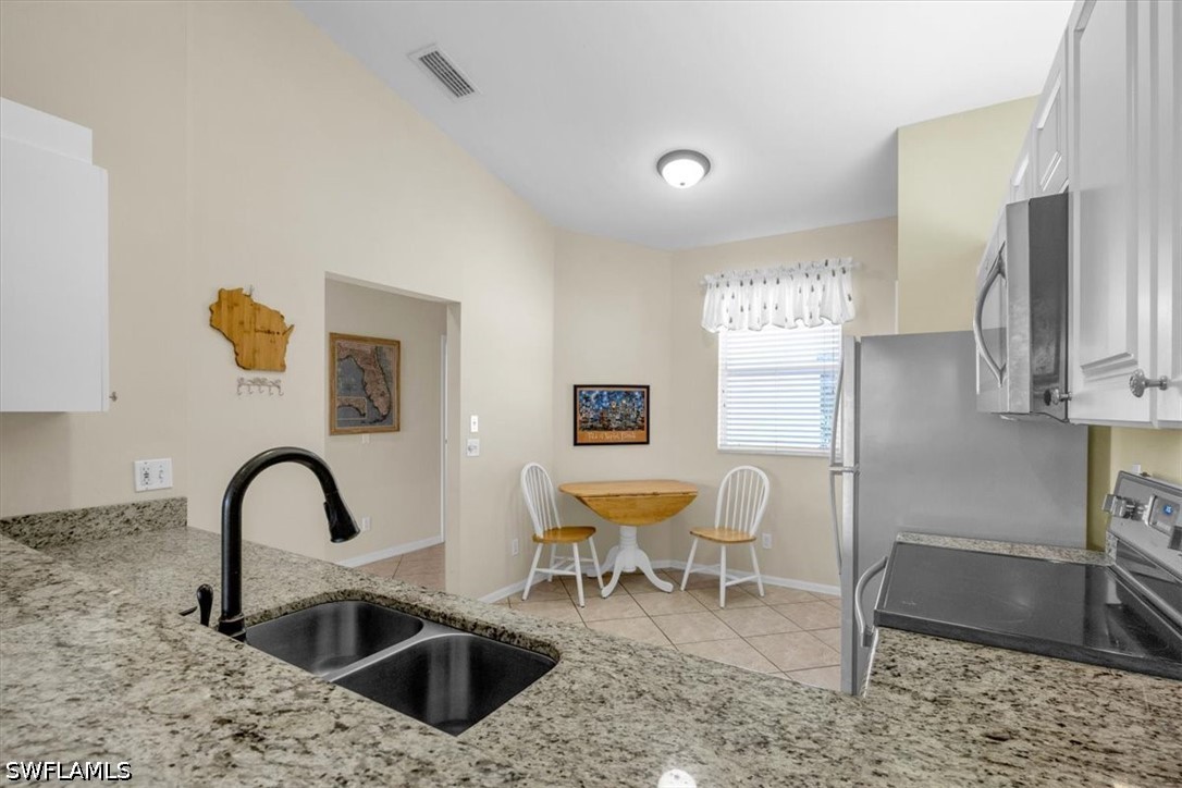 3 Bed Waterfront Home for Sale in Naples, photo 16