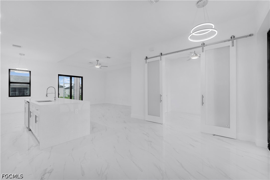 3 Bed SingleFamilyResidence for Sale in Cape Coral, photo 16
