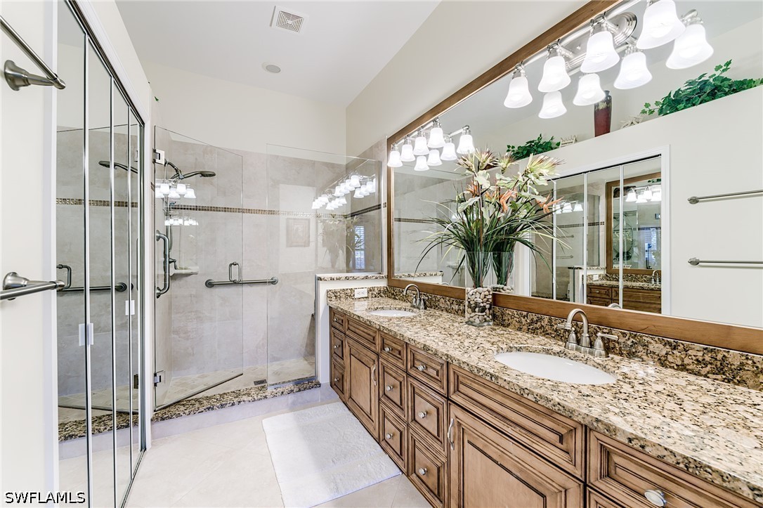 2 Bed Pool Home for Sale in Coral Cove, photo 16