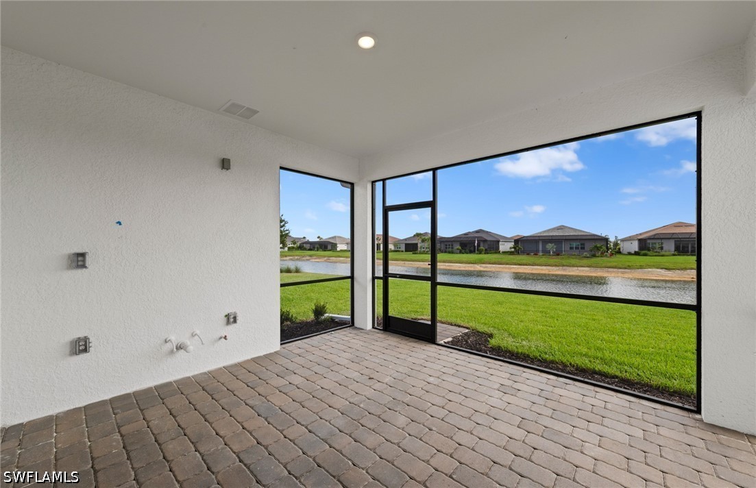 2 Bed SingleFamilyResidence for Sale in Alva, photo 16