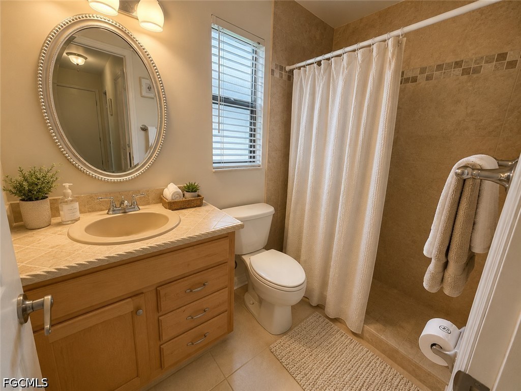 3 Bed Pool Home for Sale in Cape Coral, photo 16