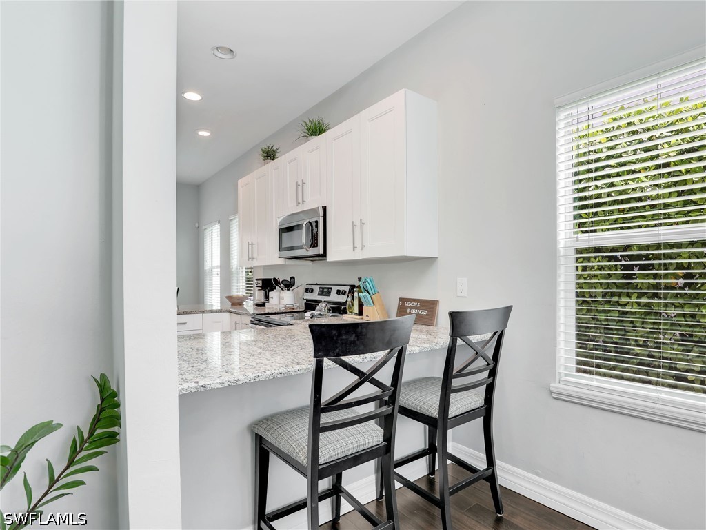 3 Bed SingleFamilyResidence for Sale in Naples, photo 16