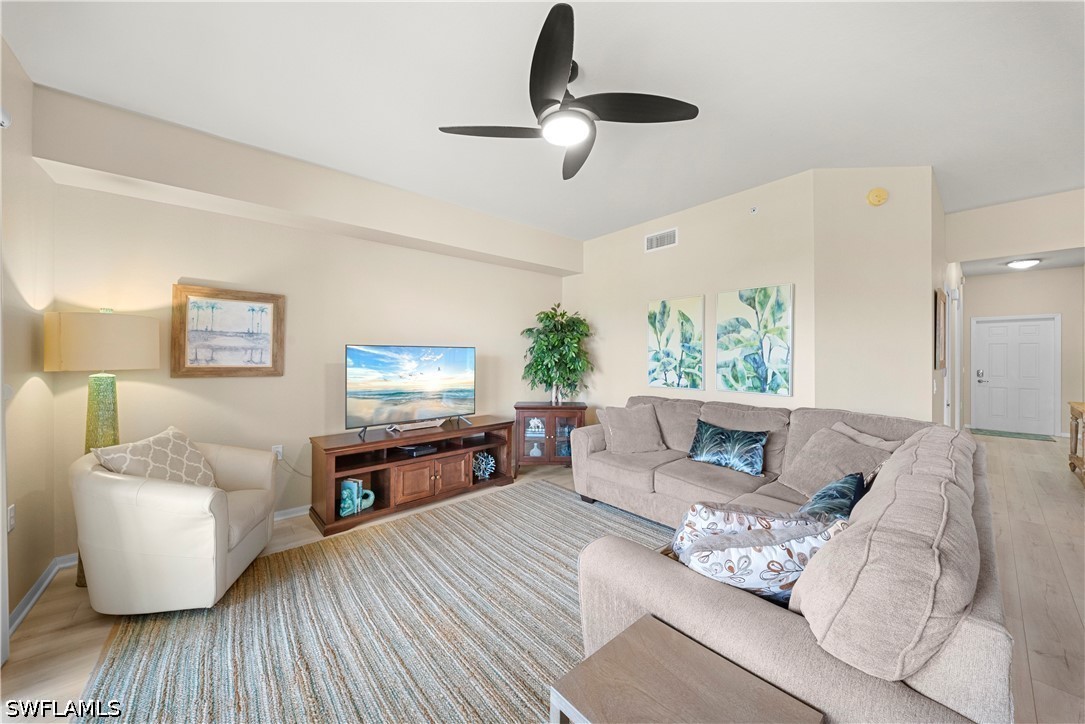 2 Bed Condominium for Sale in Heritage Bay, photo 16