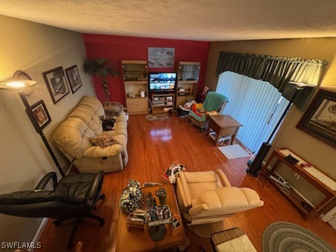 2 Bed Pool Home for Sale in Clewiston, photo 17
