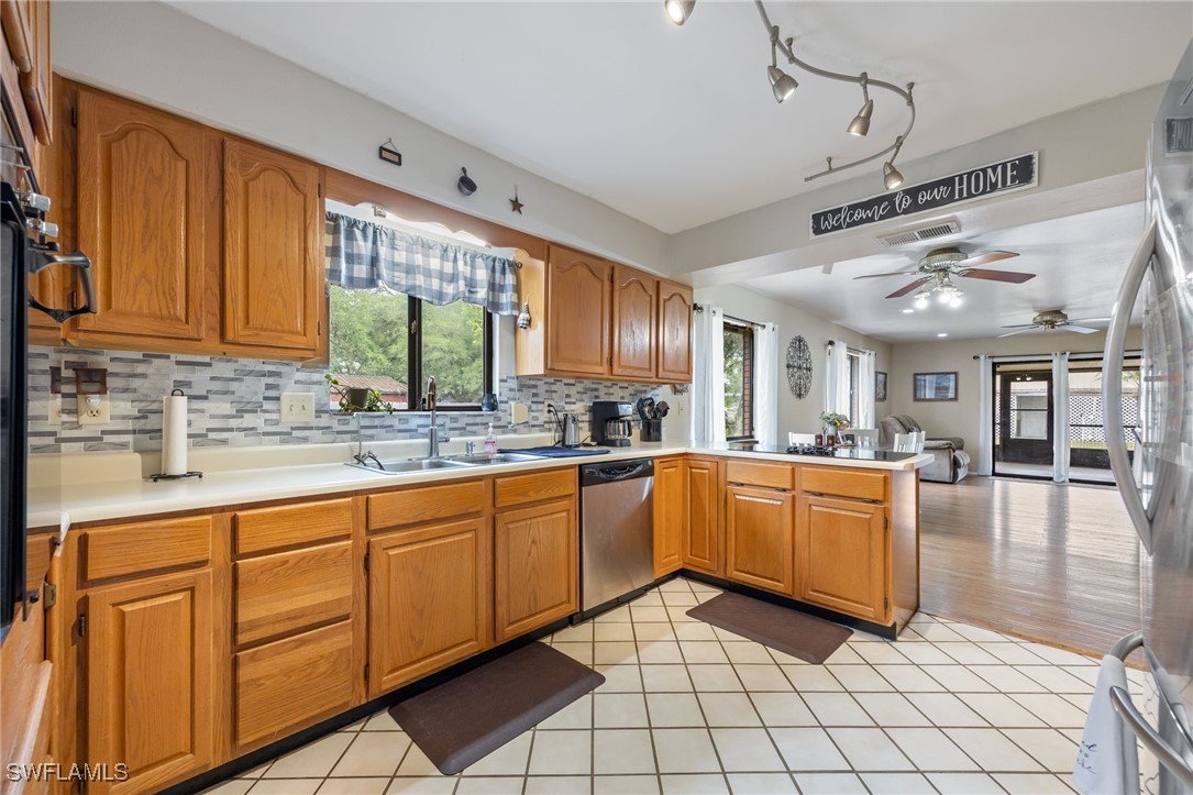 3 Bed SingleFamilyResidence for Sale in Fort Denaud, photo 17