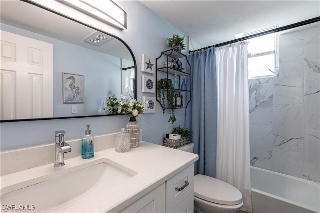 2 Bed Condominium for Sale in Cape Coral, photo 17